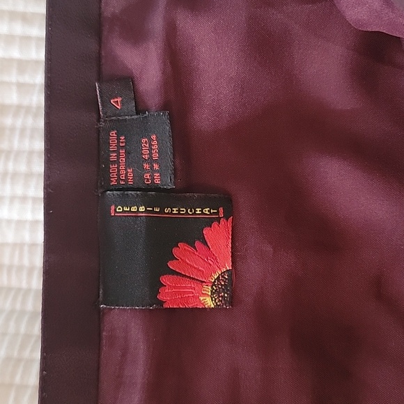 Brown skirt with sequins, beeds, and miroirs - Picture 4 of 7